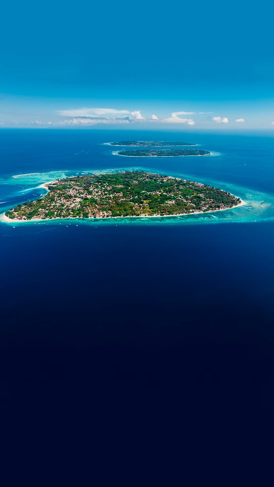 Tropical Bali - Exploring the Mountains & Beaches