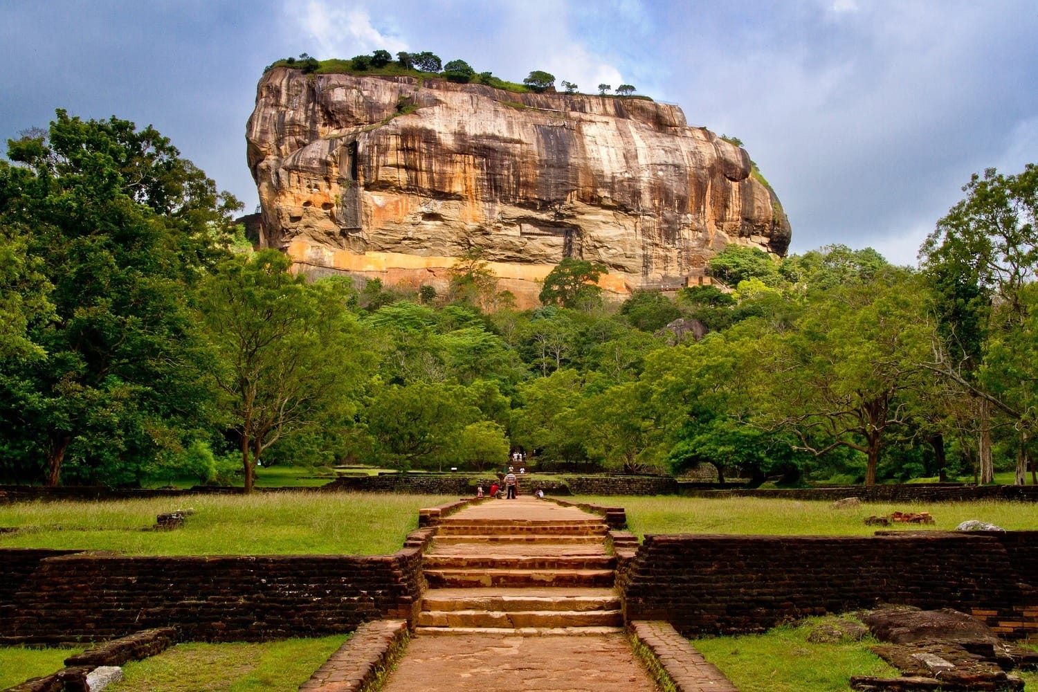 5 Days Culture and Nature Trip to Sri Lanka