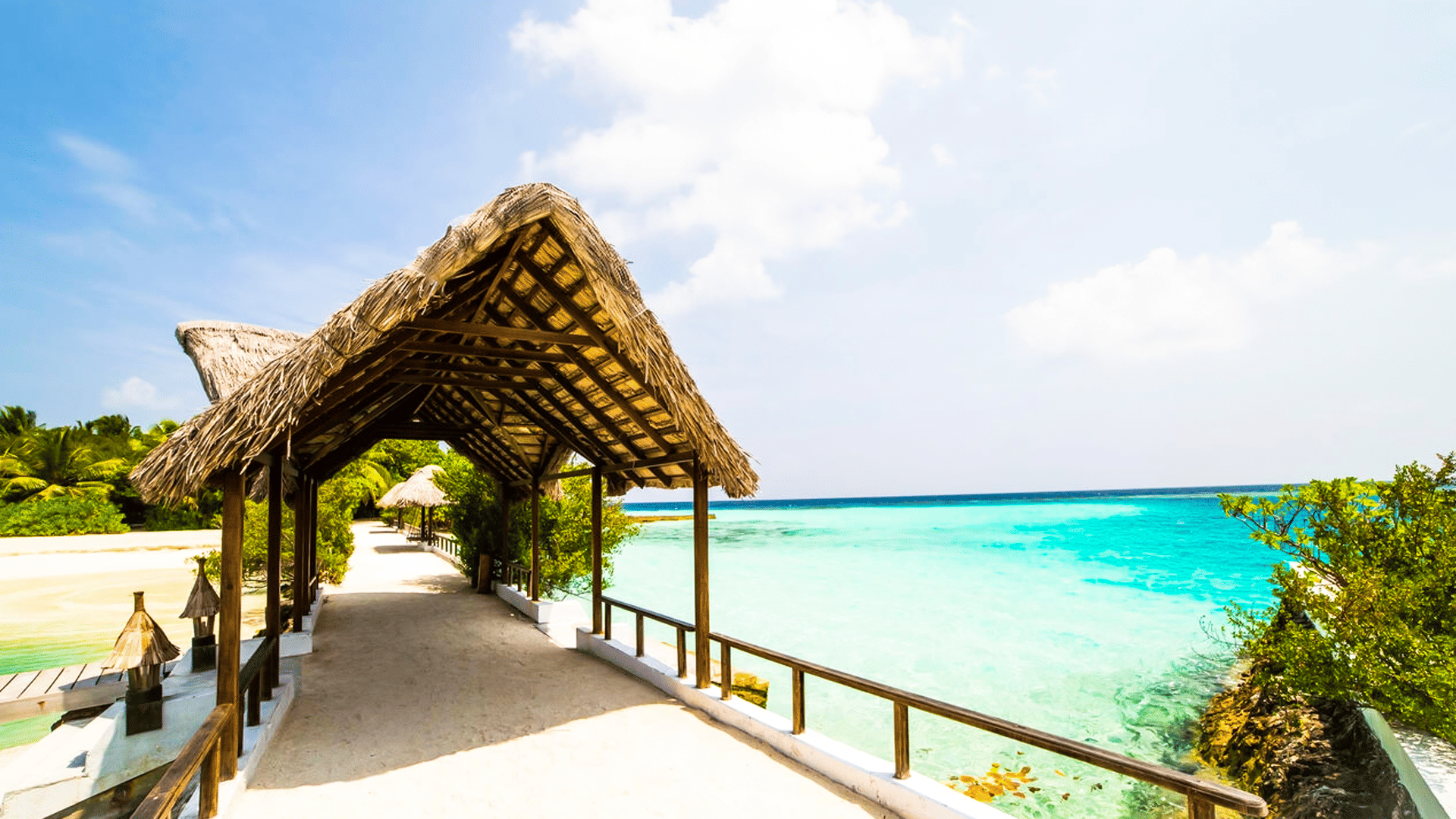 5 Days Maldives Trip with Beach Bungalow at Makunudu