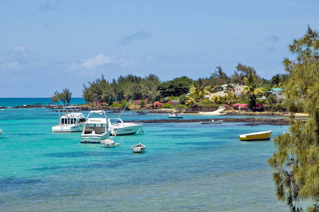 Mauritius Honeymoon Package: 4 Days of Romantic Island Bliss