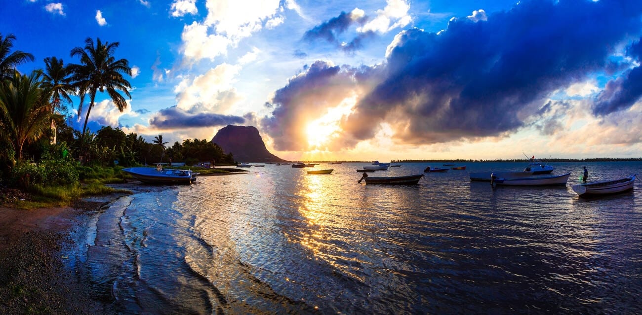 Romantic Mauritius Honeymoon: 7 Days of Island Bliss & Adventure