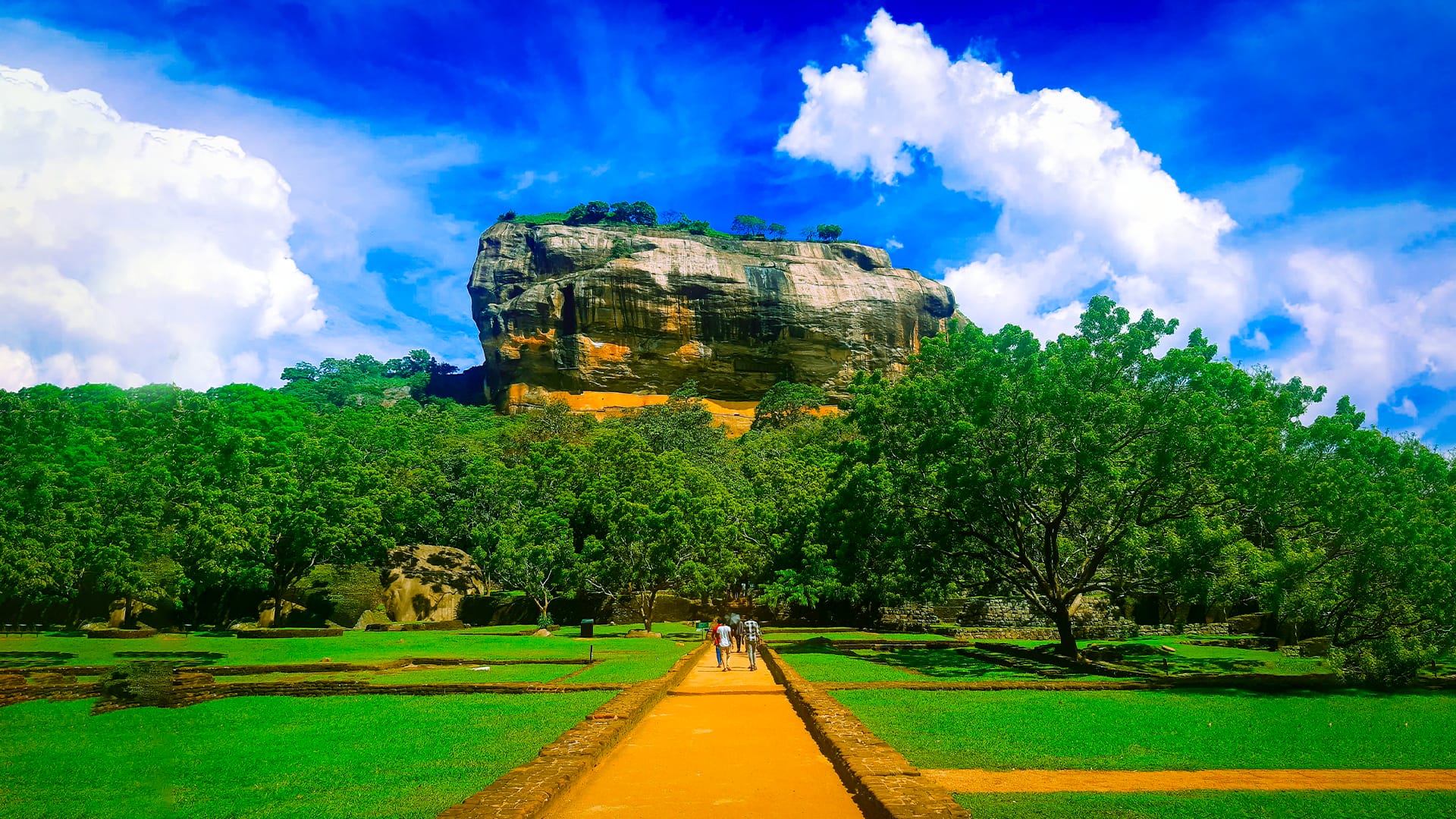 Perfect 6 Days Sri Lanka Family Getaway: From Kandy to Bentota
