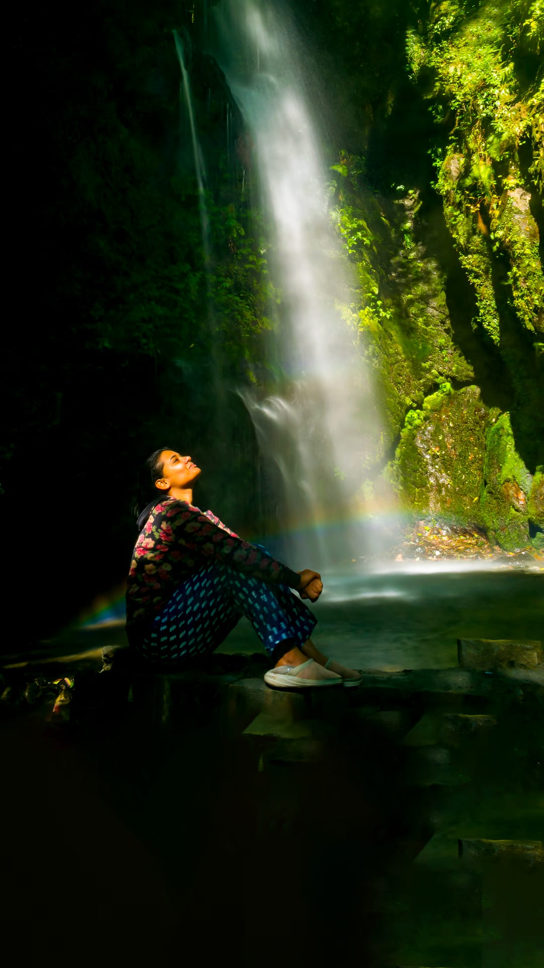 Reach Aut - Transfer to Gushaini - Hike to Choie Waterfall. Overnight stay at Gushaini.