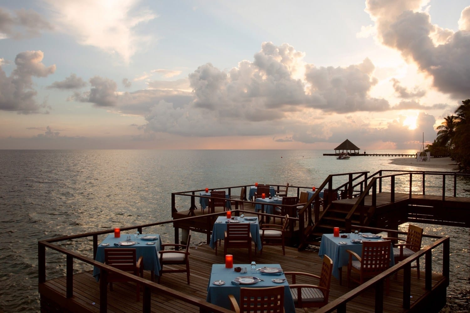 5-Days Romantic Maldives Tour with Coco Bodu Hithi